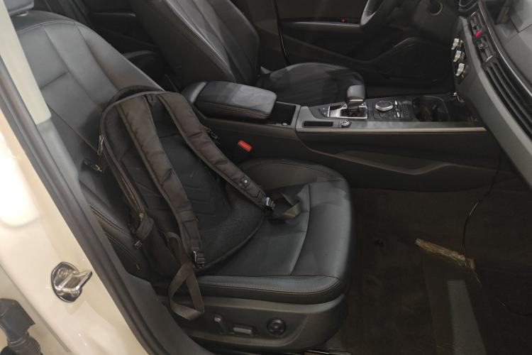 Used Audi A4L 2018 30th Anniversary Edition 30 TFSI Ambition Model