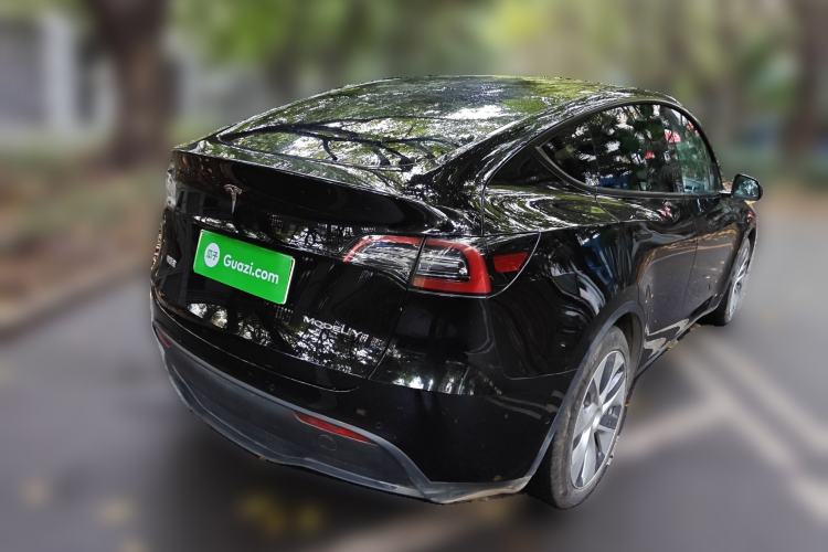 Used Tesla Model Y 2022 Rear-Wheel-Drive Version