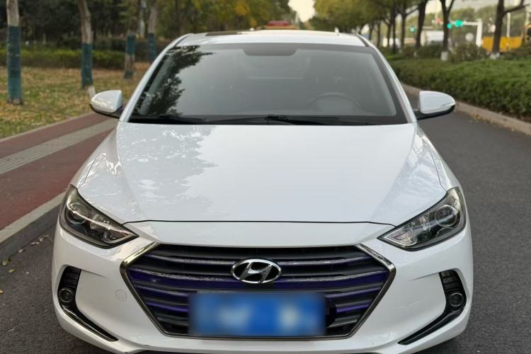 Used Hyundai Elantra 2016 1.4T Dual-Clutch Xuan Dong · Dynamic Version
