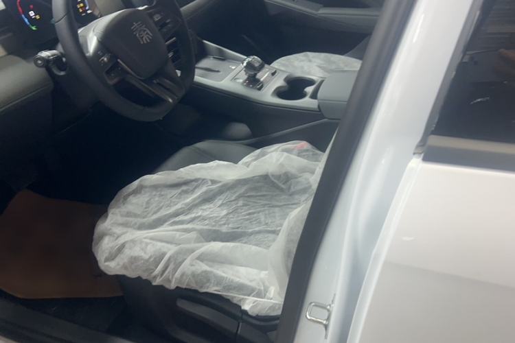 Used BYD Qin PLUS 2025 DM-i Smart Drive 55KM Leading Model
