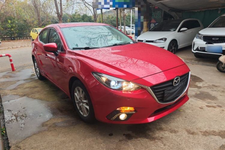 Used Mazda Mazda 3 Axela 2016 Sedan 1.5L Automatic Luxury Model