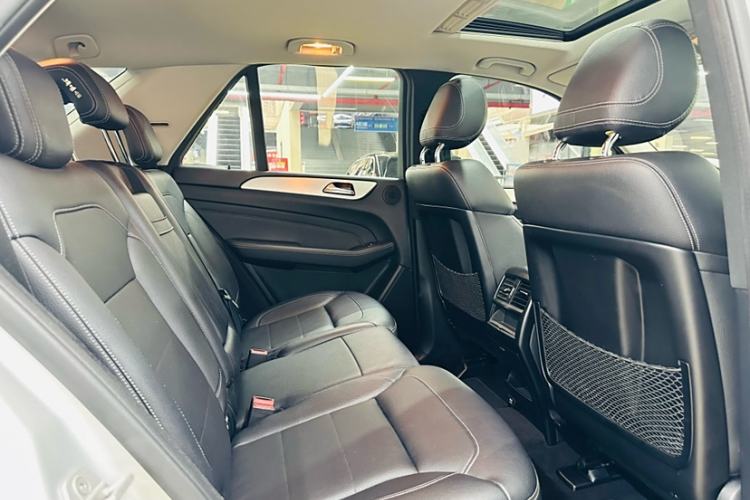 Used Mercedes-Benz M-Class 2015 ML 320 4MATIC