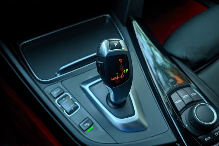 Used BMW 3 Series GT 2018 320i Sport Edition
