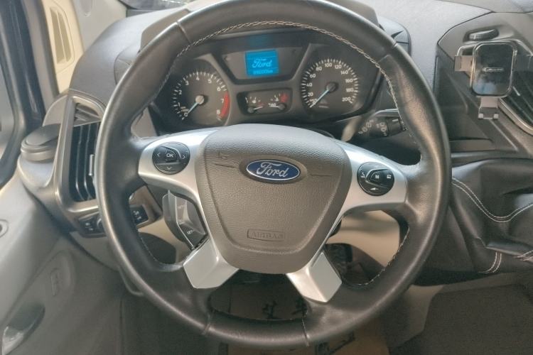 Used Ford Tourneo Custom 2016 2.0T Manual Elite Version
