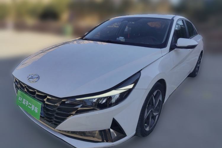 Used Hyundai Elantra 2021 1.5L CVT LUX Prestige Edition