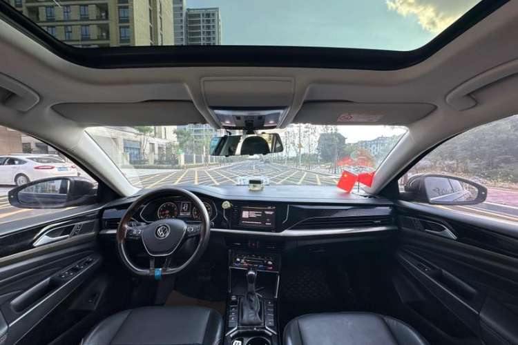 Used Volkswagen Passat 2020 330TSI Elite Edition China VI
