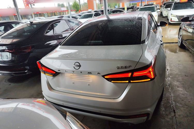 Used Nissan Teana 2022 2.0L XL-TLS Enjoyment Edition
