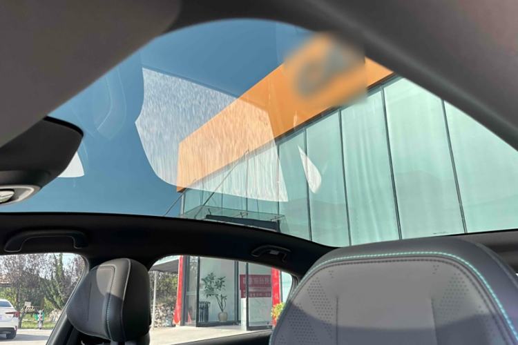 Used  SL03 2023 200Max Range-Extended Version
