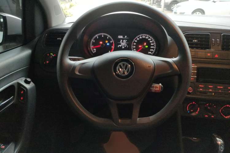 Used Volkswagen Polo 2016 1.4L Automatic Trendy Model
