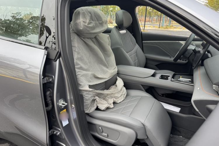 Used  S05 2024 200 Ultra Range-Extended Long-Range Version
