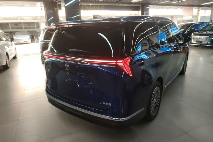 Used Buick GL8 New Energy 2024 Lu Zun Luxury Edition 7-Seater
