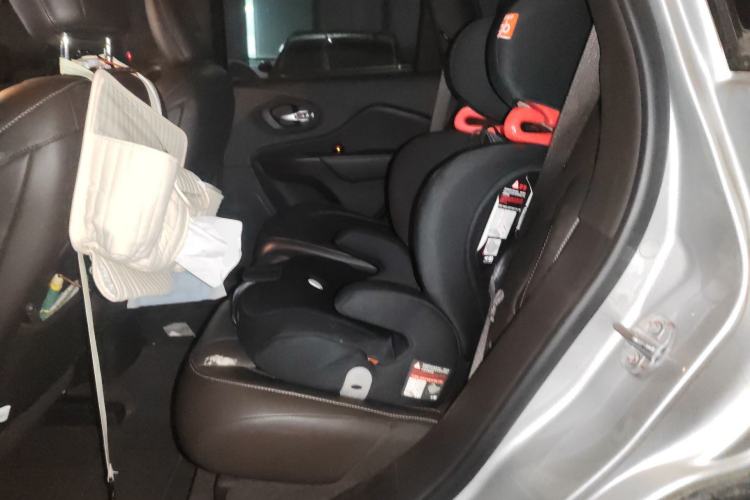 Used  Cherokee 2016 2.0L Superior Edition
