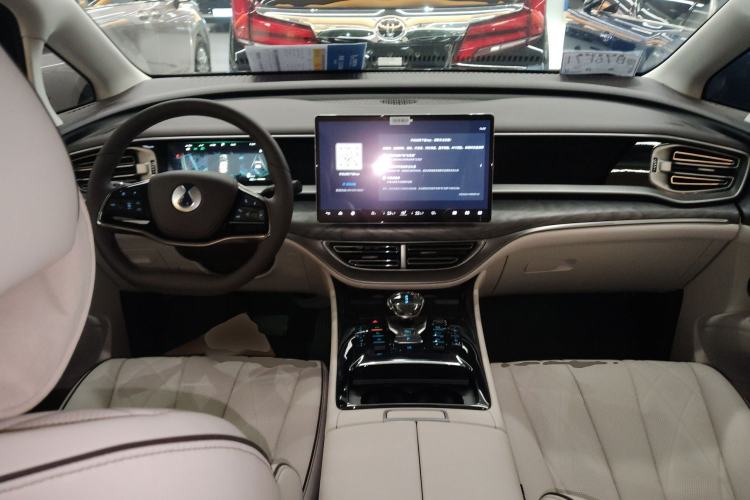 Used Denza D9 2024 DM-i 1050 Luxury Model