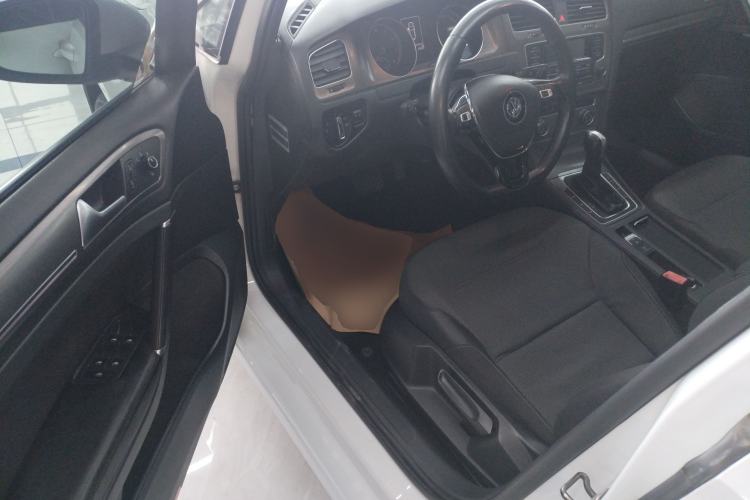 Used Volkswagen Golf 2014 1.4TSI Automatic Comfort Model
