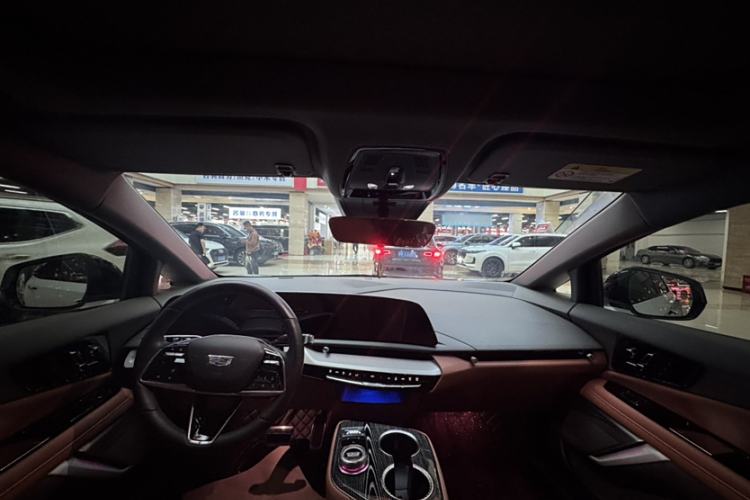 Used Cadillac OPTIQ 2024 Standard Range Version
