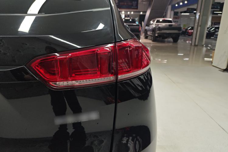 Used Wey VV7 2017 2.0T Luxury Model
