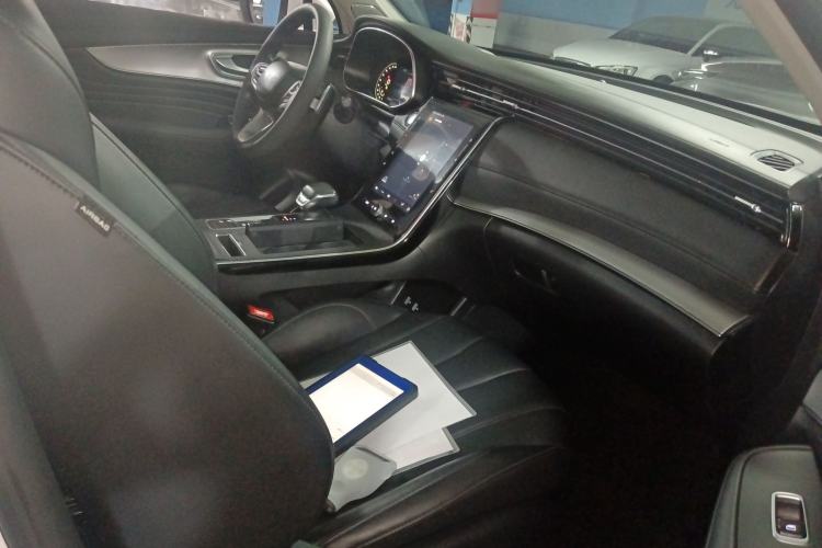 Used Roewe RX5 MAX 2019 300TGI Automatic 4G Connect Luxury Edition
