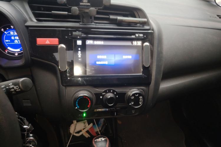 Used Honda Fit 2016 1.5L LXS CVT Comfort Sunroof Version
