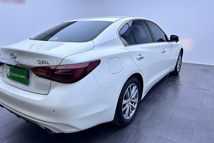 Used Infiniti Q50L 2022 2.0T Comfort Edition
