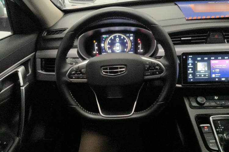 Used Geely Auto Emgrand X7 Sport 2021 Million Edition 1.8TD DCT Two-Wheel Drive Luxury Model
