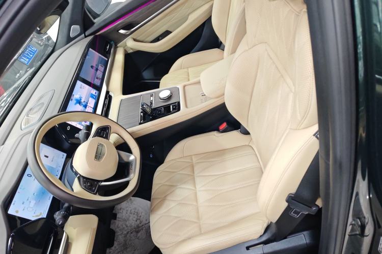 Used Geely Auto Monjaro L 2025 Dongfang Yao 2.0TD Automatic All-Wheel-Drive Wangyue Edition
