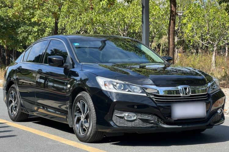Used Honda Accord 2016 2.0L Comfort Edition
