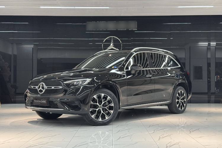 Used Mercedes-Benz GLC 2023 GLC 260 L 4MATIC Luxury Model 5 Seats
