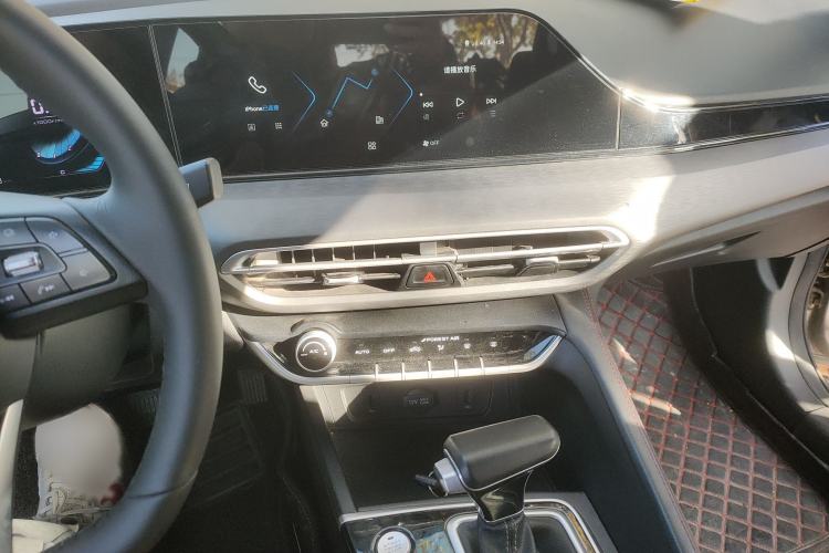 Used Changan Eado 2021 PLUS Blue Whale NE 1.4T GDI DCT Prestige Model
