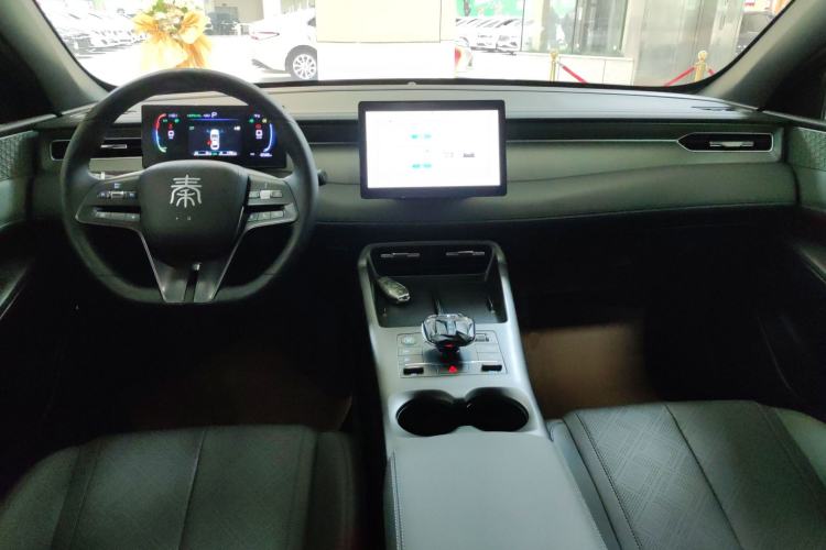 Used BYD Qin PLUS 2025 DM-i Smart Drive 55KM Leading Model
