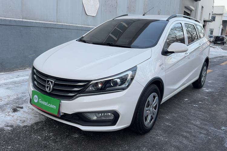 Used Baojun 310W 2017 1.5L Manual Comfort Version China VI Emission Standard
