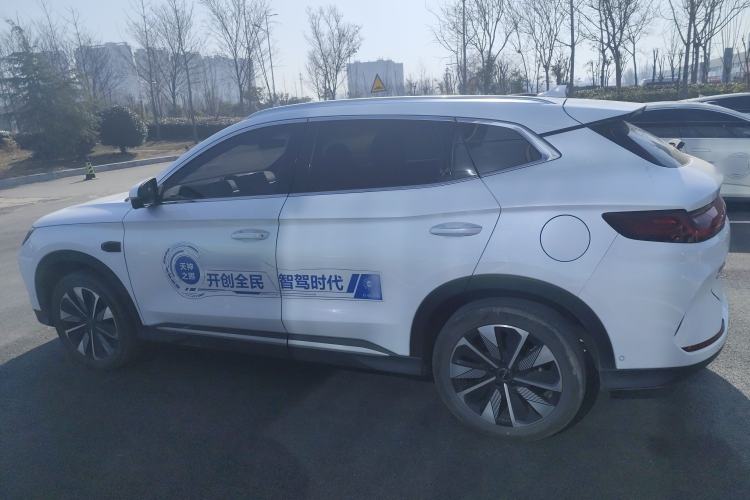 Used BYD Song PLUS New Energy 2025 EV Intelligent Driving Edition 520km Luxury Model
