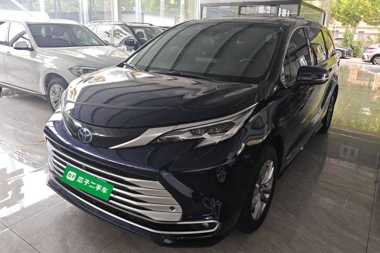 Used Toyota Sienna 2021 2.5L Hybrid Platinum Edition
