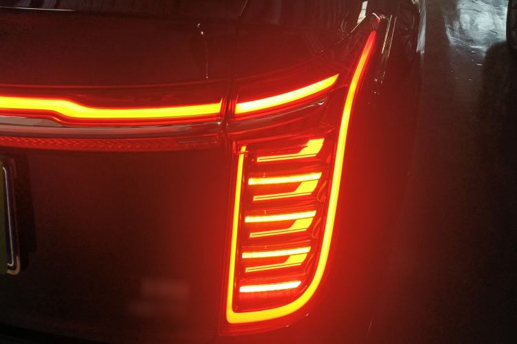 Used Hongqi H9 2020 2.0T Smart Connect Flagship Edition
