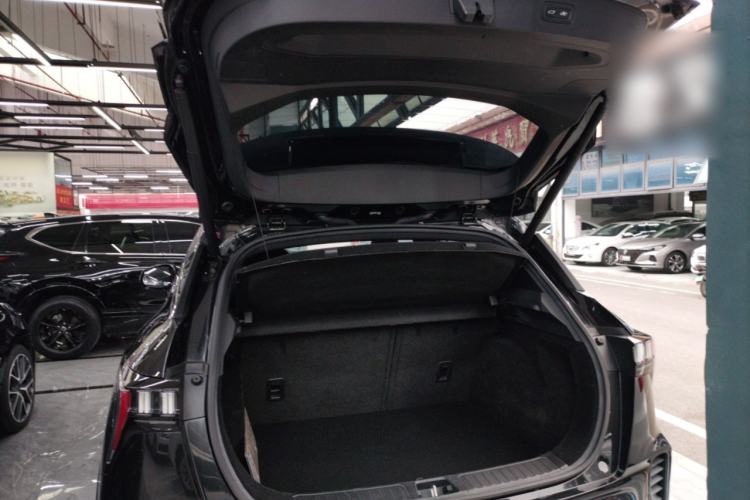 Used Lynk & Co 06 2020 1.5T JinPro model
