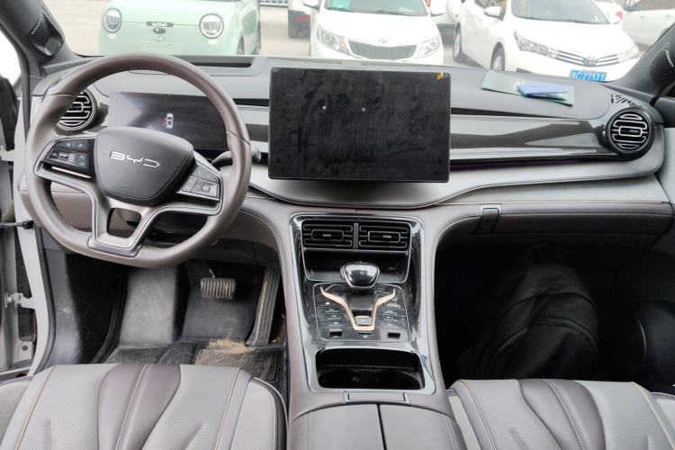 Used BYD Frigate 07 2023 DM-i 100KM Flagship Model
