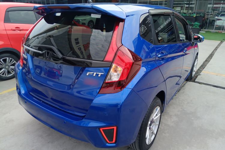 Used Honda Fit 2016 1.5L LXS CVT Comfort Sunroof Version
