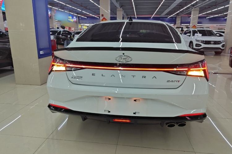 Used Hyundai Elantra 2022 240TGDi DCT LUX Prestige Edition
