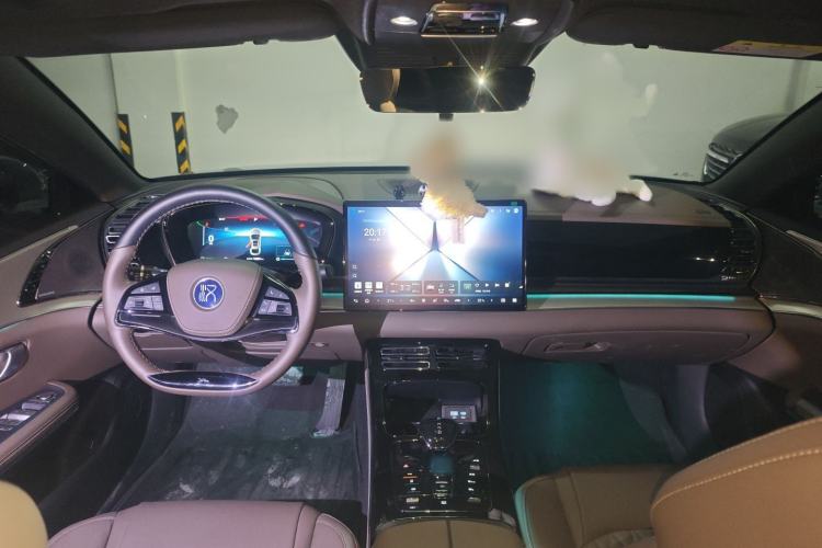 Used BYD Han 2024 DM-i Glory Edition 121KM Prestige Model
