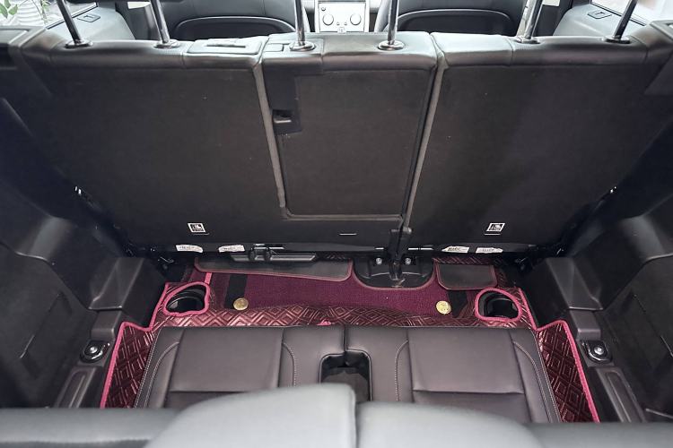 Used Land Rover Discovery Sport 2020 249 PS R-Dynamic Performance Tech Edition 7 Seats
