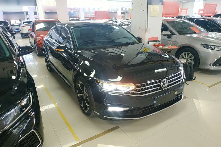 Used Volkswagen Magotan 2023 2 Million Units Commemorative Edition 330TSI DSG Luxury Version
