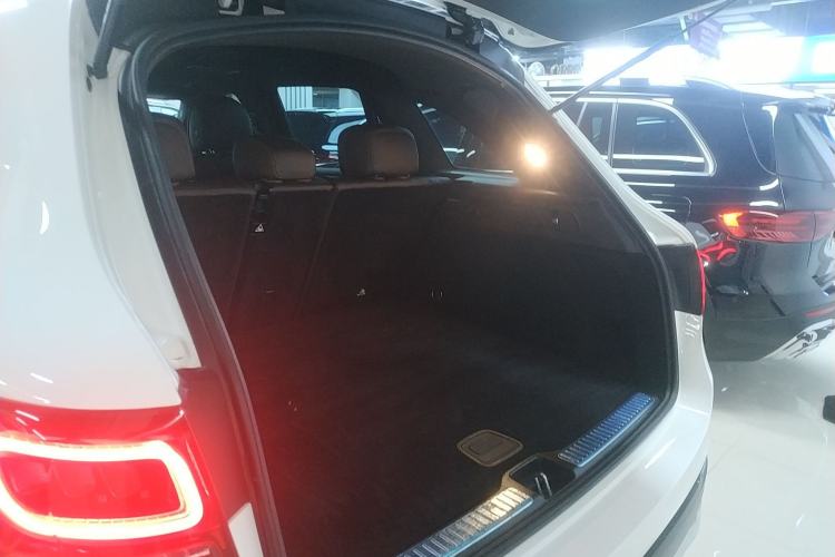 Used Mercedes-Benz GLC 2021 GLC 260 L 4MATIC Dynamic Edition
