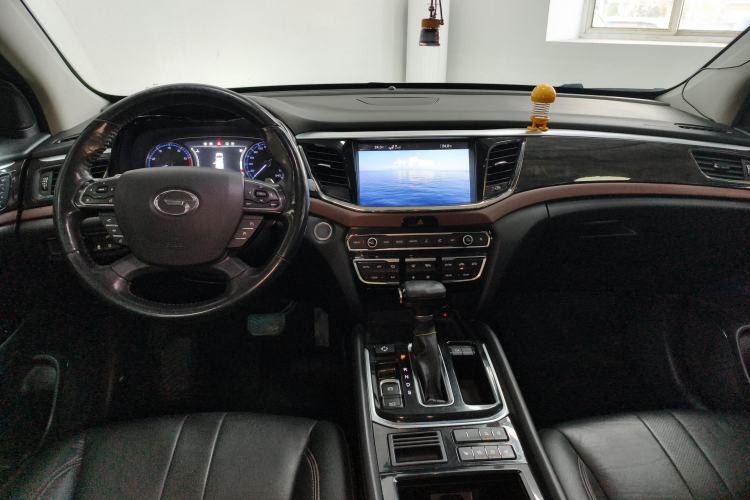 Used GAC Trumpchi GS8 2017 320T Two-Wheel Drive Luxury Smart Connectivity Version (7 Seats)
