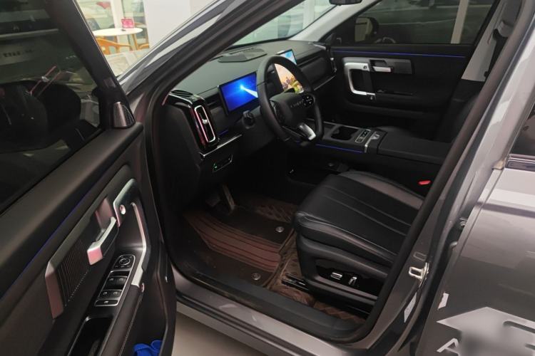 Used Chery Tiggo 7 C-DM 2025 1.5T 120KM Luxury Trim
