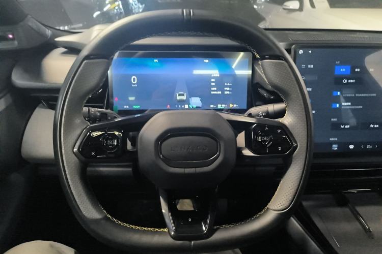 Used Lynk & Co 08 EM-P 2025 245km Ultra-Long Range Halo