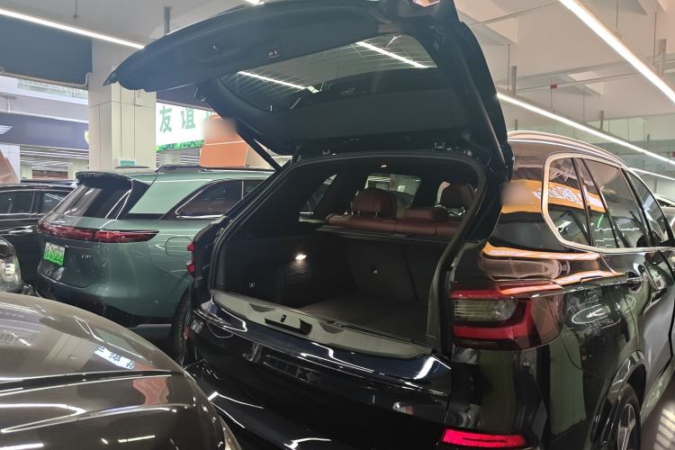 Used BMW X5 2022 Restyled xDrive 40Li Luxury Edition M Sport Package