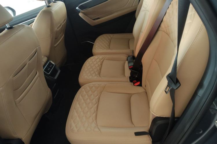 Used Geely Auto Haoyue L 2023 2.0T DCT Flagship Version