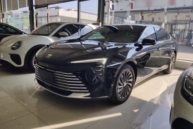 Used Buick LaCrosse 2025 28T Platinum Edition
