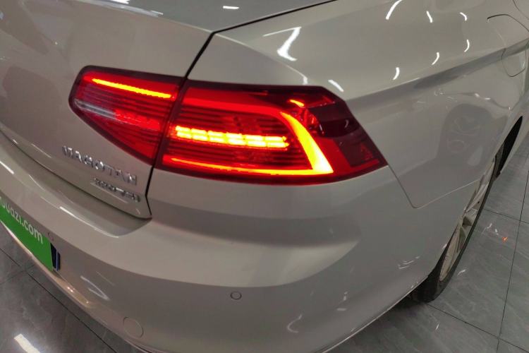 Used Volkswagen Magotan 2017 380TSI DSG Luxury Model
