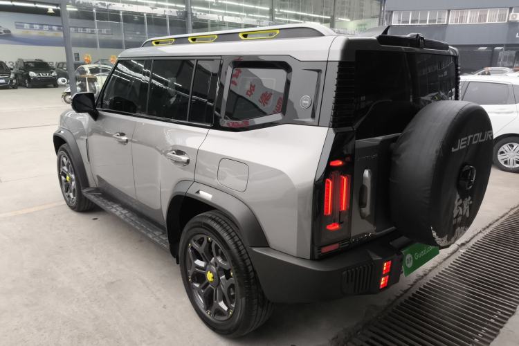 Used JETOUR Traveler 2023 2.0T All-Wheel-Drive CrossPRO