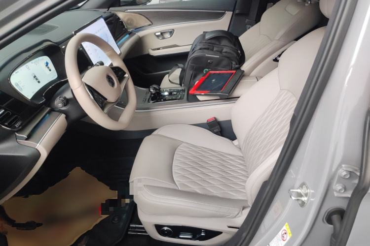 Used BYD Han 2025 EV with 701 km of Laser Radar-Enabled Intelligent Driving